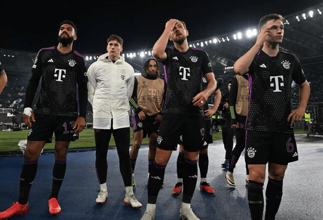 马斯切拉诺：裁判有一个叫VAR的工具，我不明白为啥他们不用