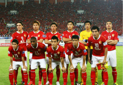 巴萨官方：欧冠对法鹰将检查穿客队球衣者身份，排除非法购票