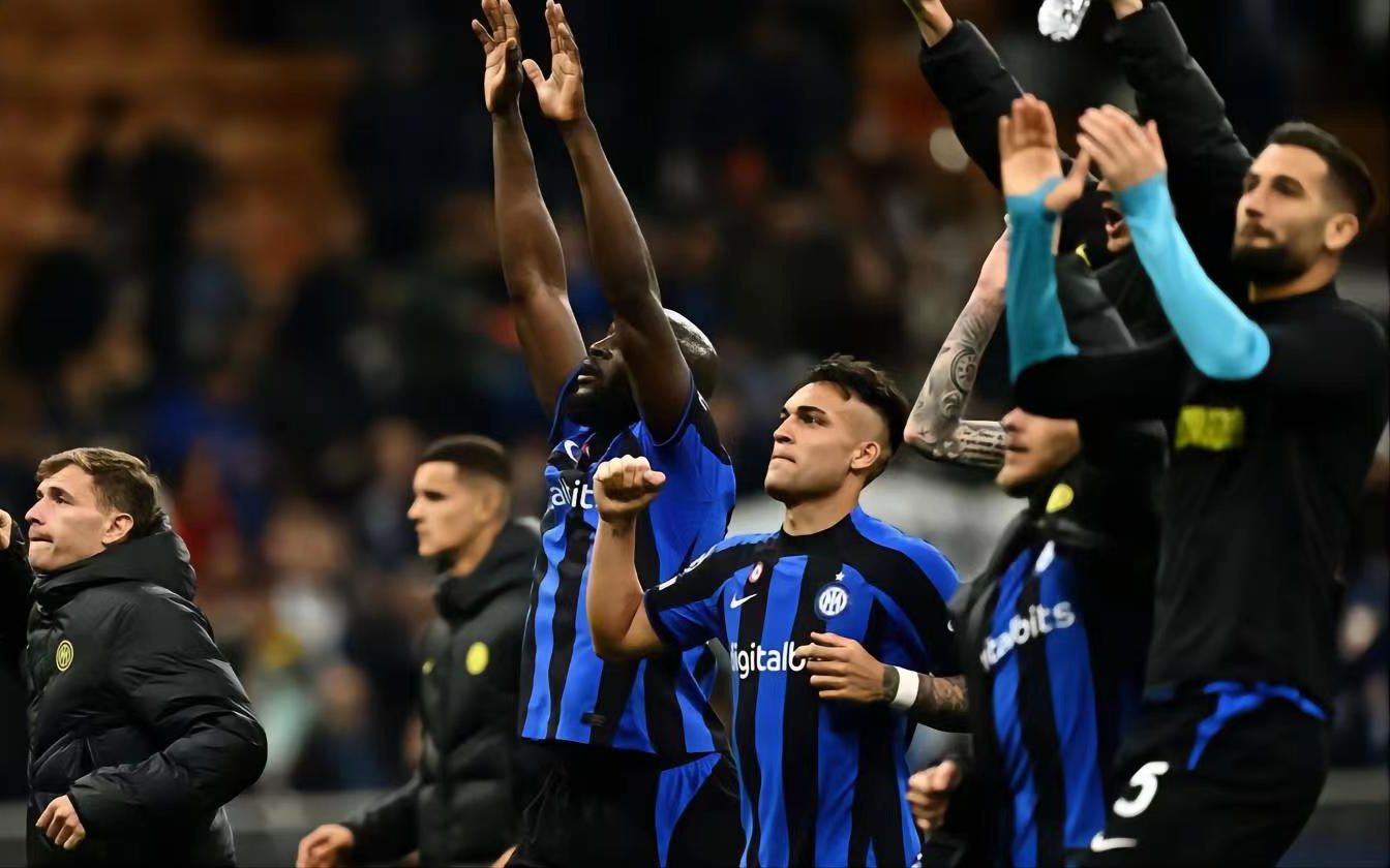 篮球勇士全队轮转体系优化